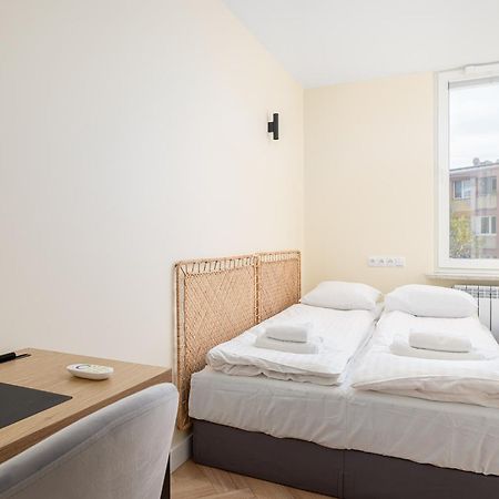 Rentplanet - Apartament Solec วอร์ซอ ภายนอก รูปภาพ